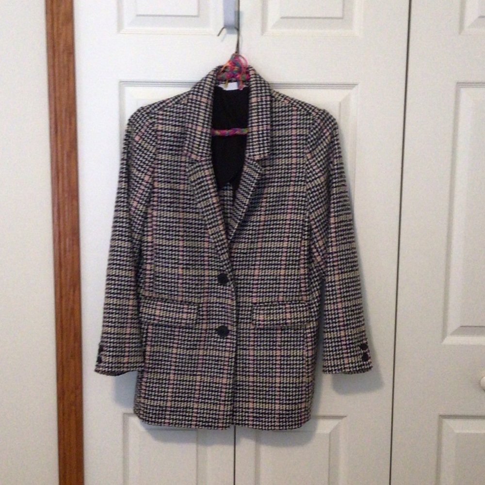 Old Navy Women's Black and White Plaid Blazer